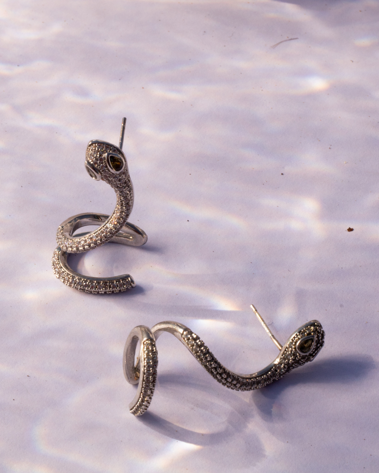 Majesty - SIlver toned snake design earrings